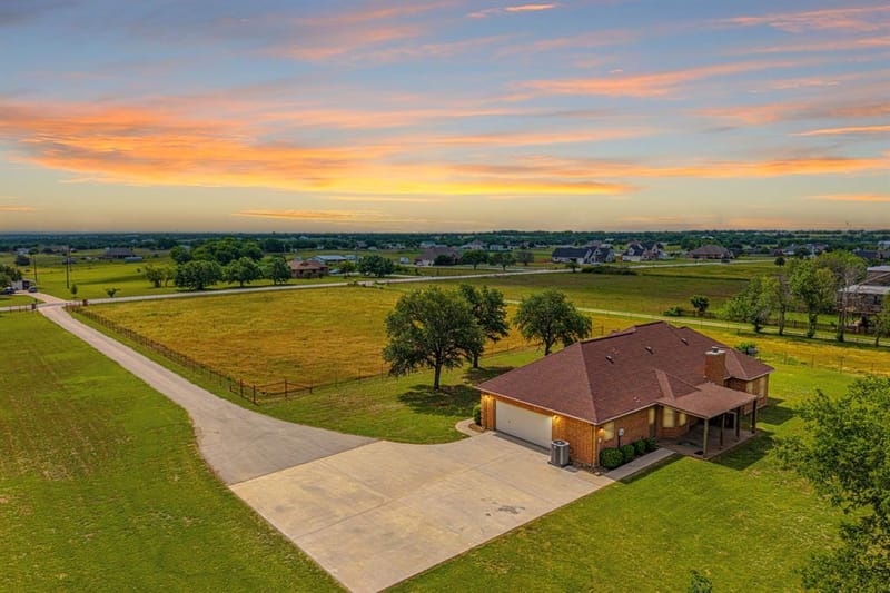 483 Christy Kay Lane, Rhome TX 76078 - Photo 2