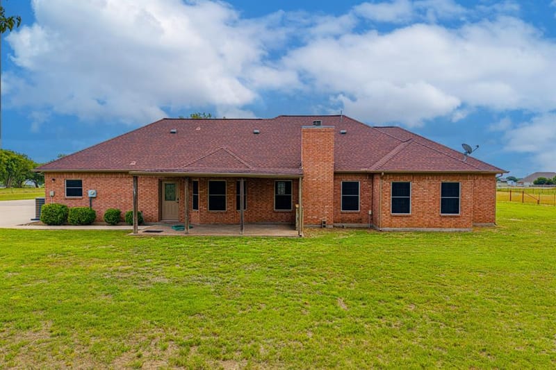 483 Christy Kay Lane, Rhome TX 76078 - Photo 36