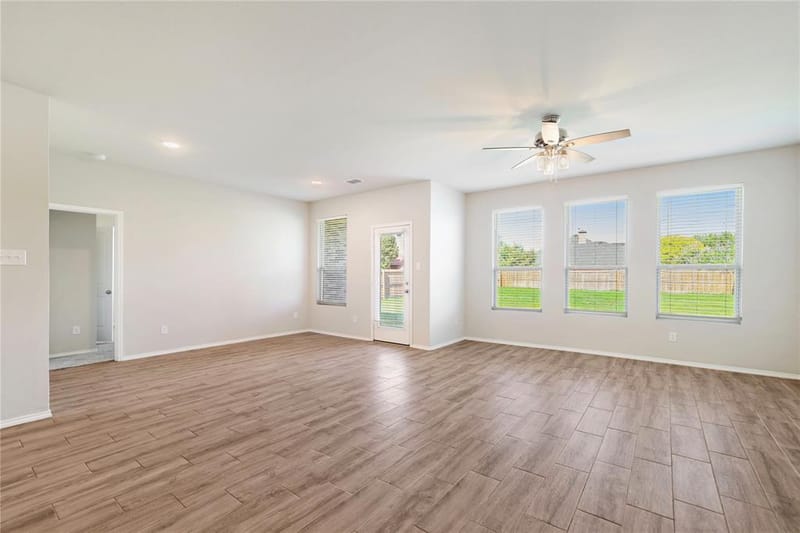 1217 Benwick Drive, Van Alstyne TX 75495 - Photo 7