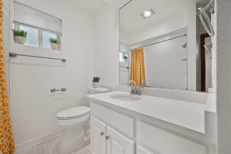8111 Russell Curry Road, Arlington TX 76001 - Photo 23