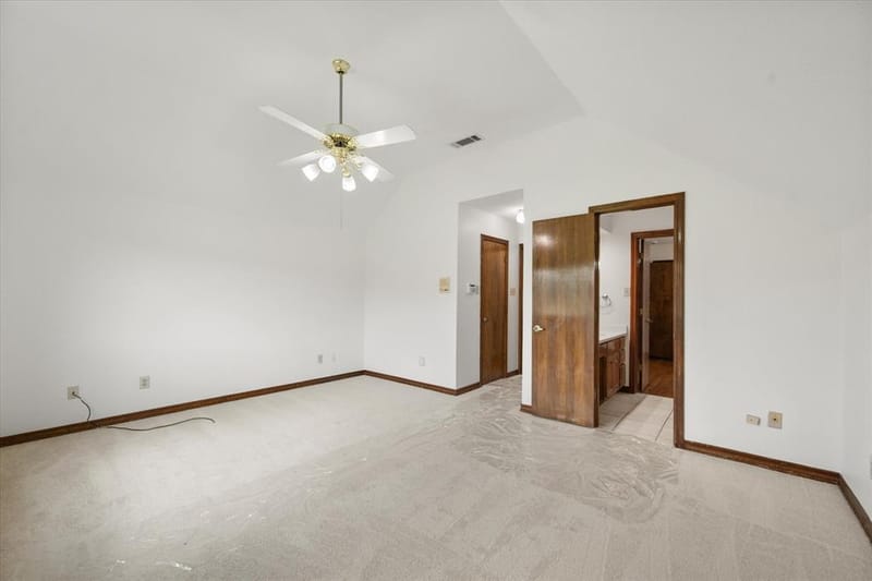 8111 Russell Curry Road, Arlington TX 76001 - Photo 26