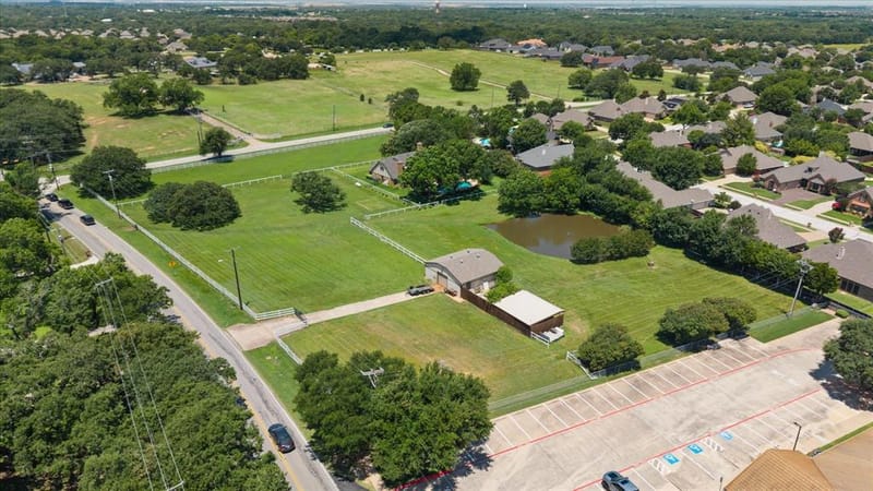 8111 Russell Curry Road, Arlington TX 76001 - Photo 33