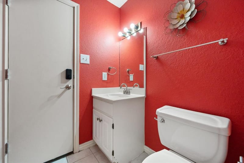 8111 Russell Curry Road, Arlington TX 76001 - Photo 21