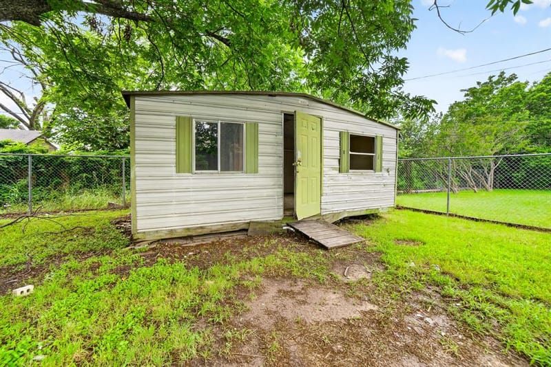 15131 Oakwood Lane, Balch Springs TX 75180 - Photo 18