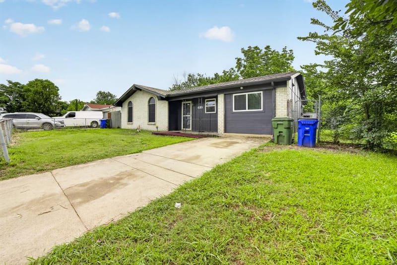 15131 Oakwood Lane, Balch Springs TX 75180 - Photo 19