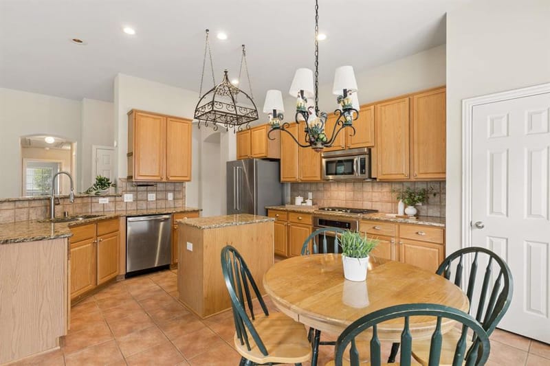 2512 Stone Meadows Drive, Little Elm TX 75068 - Photo 5