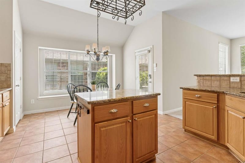 2512 Stone Meadows Drive, Little Elm TX 75068 - Photo 9