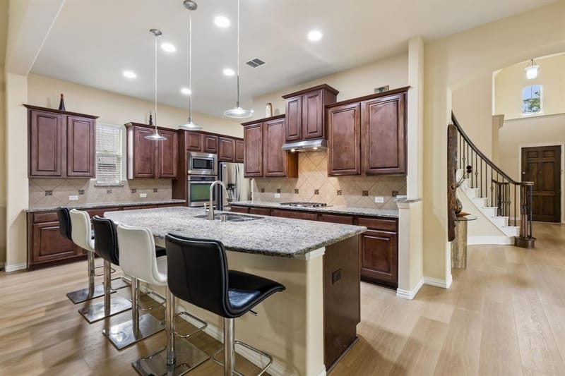 302 Phillips Court, Fate TX 75087 - Photo 10