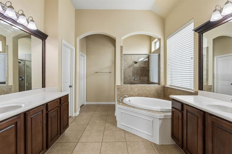 302 Phillips Court, Fate TX 75087 - Photo 19