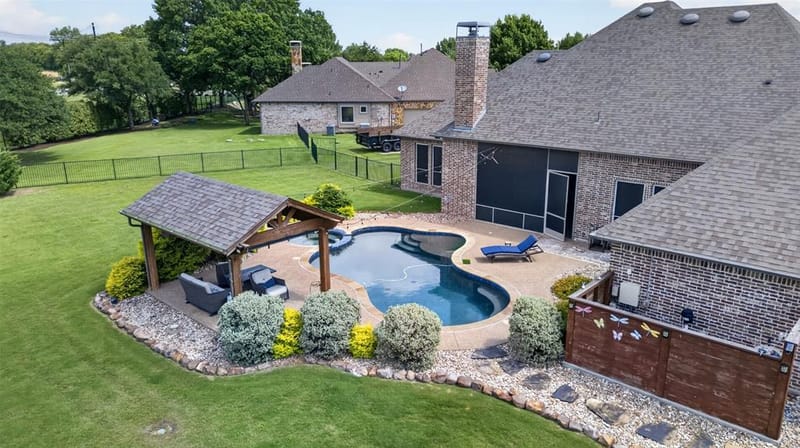 4408 Lake Breeze Drive, McKinney TX 75071