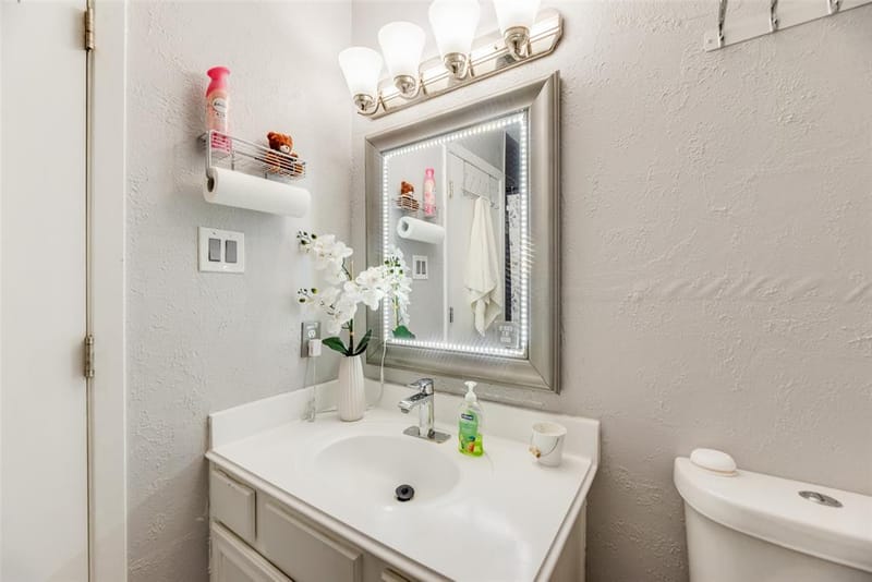7510 Holly Hill Drive # 111, Dallas TX 75231 - Photo 23