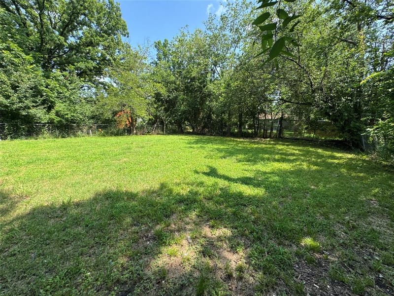 1605 Jackson Street, Commerce TX 75428 - Photo 5