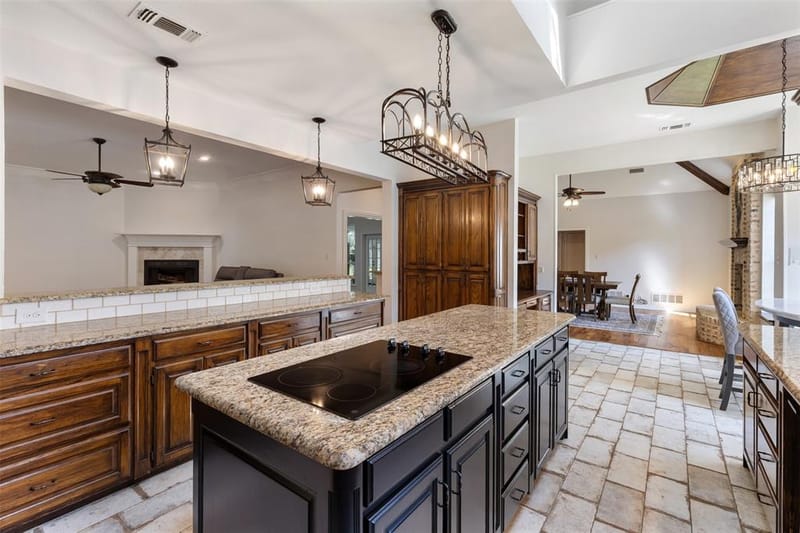 609 Seville Road, Denton TX 76205 - Photo 4
