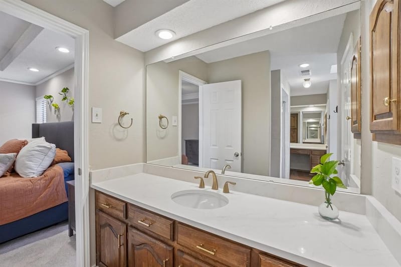 2330 Heatherwoods Way, Carrollton TX 75007 - Photo 24
