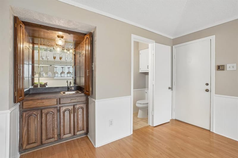 2330 Heatherwoods Way, Carrollton TX 75007 - Photo 15