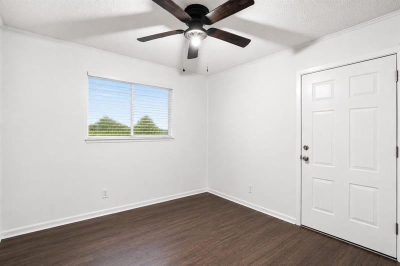 709 Dr Martin Luther King Jr Boulevard, Waxahachie TX 75165 - Photo 10