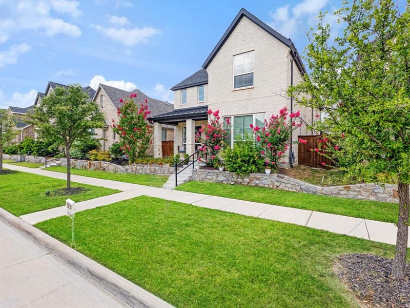 15714 Crape Myrtle Road, Frisco TX 75035 - Photo 2