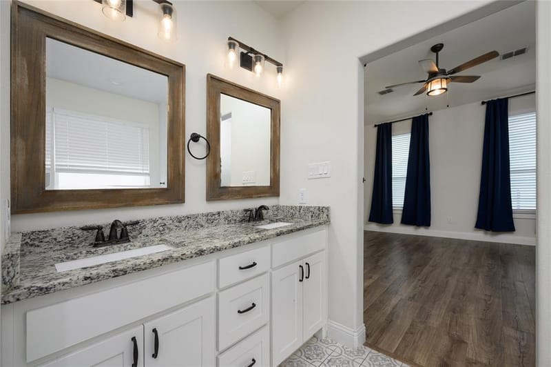 300 Bronco Drive, Pilot Point TX 76258 - Photo 20