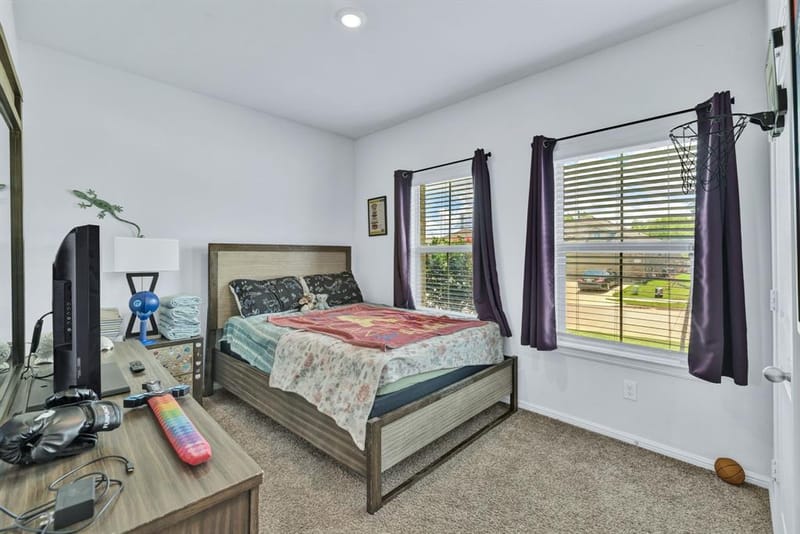 8413 Wildwest Drive, Fort Worth TX 76131 - Photo 5