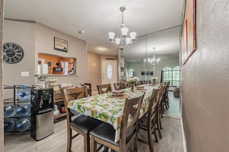 219 Shady Lane Drive, Fort Worth TX 76112 - Photo 27