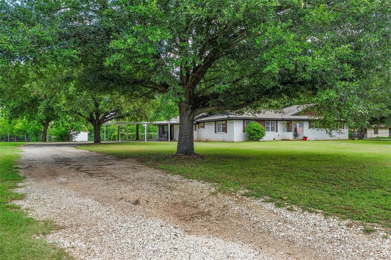 600 S Andrews Drive, Robinson TX 76706 - Photo 7