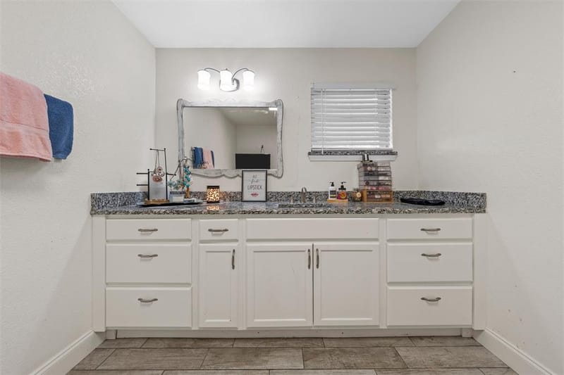 600 S Andrews Drive, Robinson TX 76706 - Photo 19
