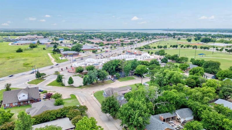 105 E Park Street, Little Elm TX 75068 - Photo 7