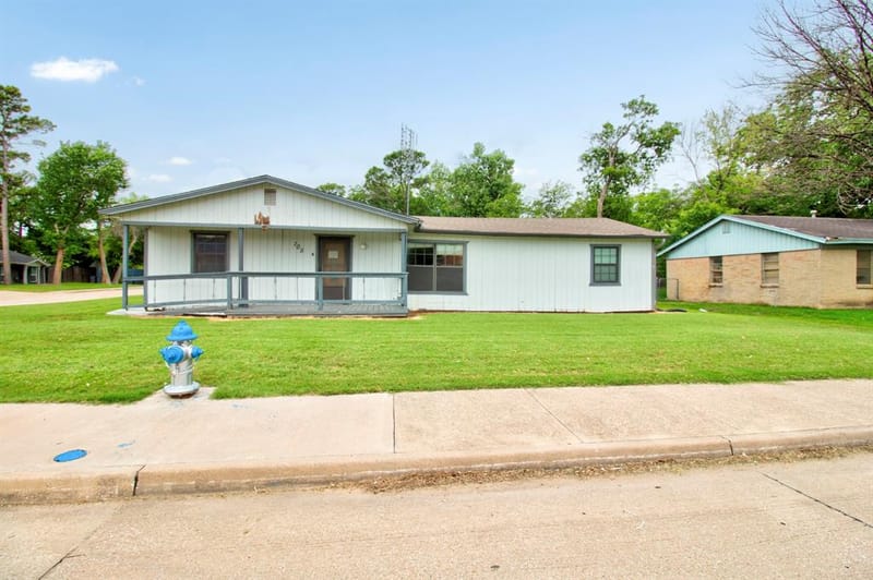105 E Park Street, Little Elm TX 75068 - Photo 4