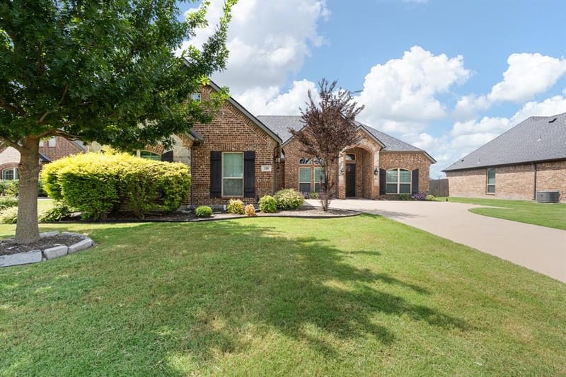 108 Odonna Drive, Waxahachie TX 75165 - Photo 2