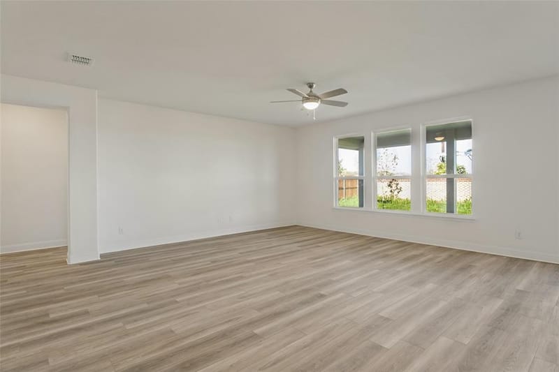 126 Hudson Lane, Justin TX 76247 - Photo 14