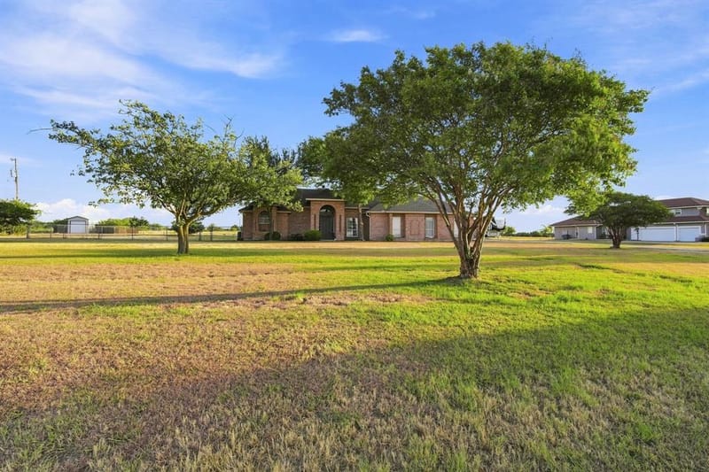 431 Mcalpin Road, Midlothian TX 76065 - Photo 5