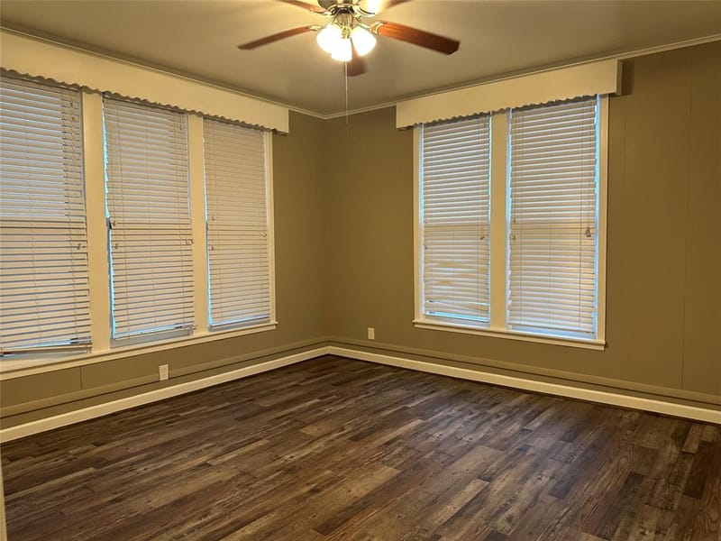 604 Harrel Avenue, Bynum TX 76631 - Photo 17