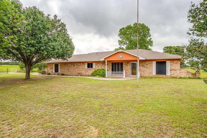 1288 Fm 67, Covington TX 76636