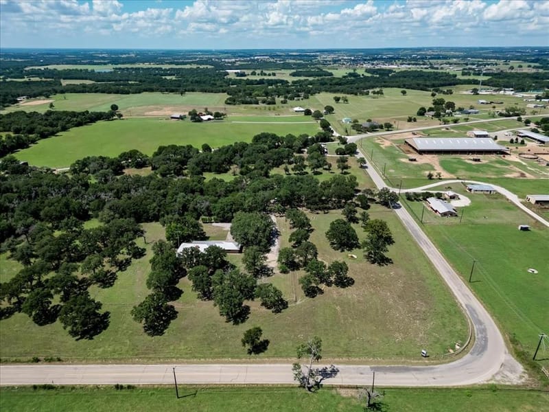 606 Grindstone Road, Brock TX 76087 - Photo 24