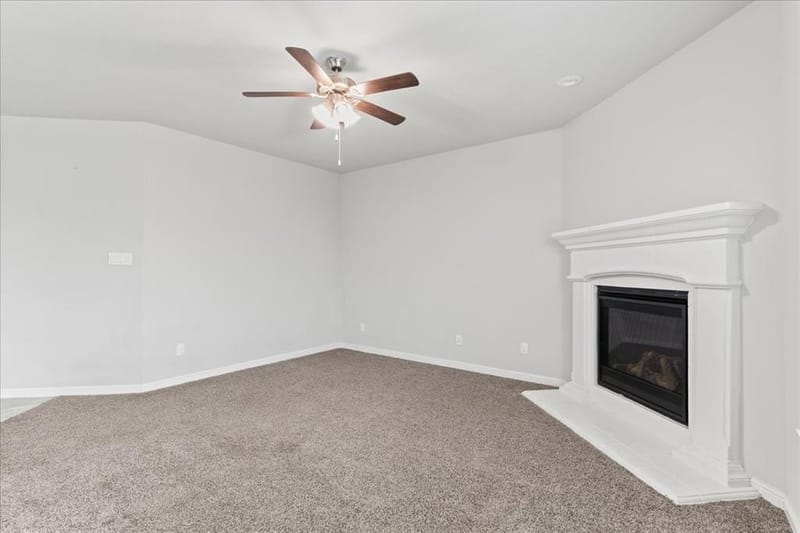 1117 Scotney Lane, Saginaw TX 76131 - Photo 10