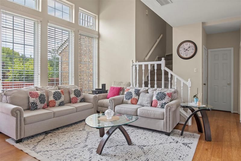 215 Cimarron Trail # 1, Irving TX 75063 - Photo 6