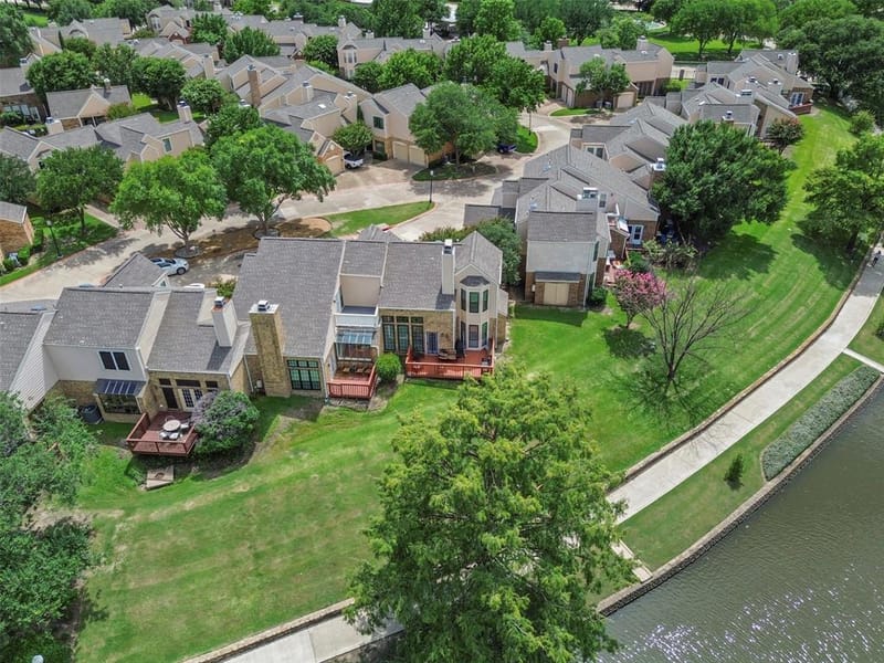 215 Cimarron Trail # 1, Irving TX 75063 - Photo 38