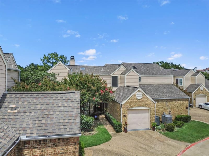 215 Cimarron Trail # 1, Irving TX 75063 - Photo 33