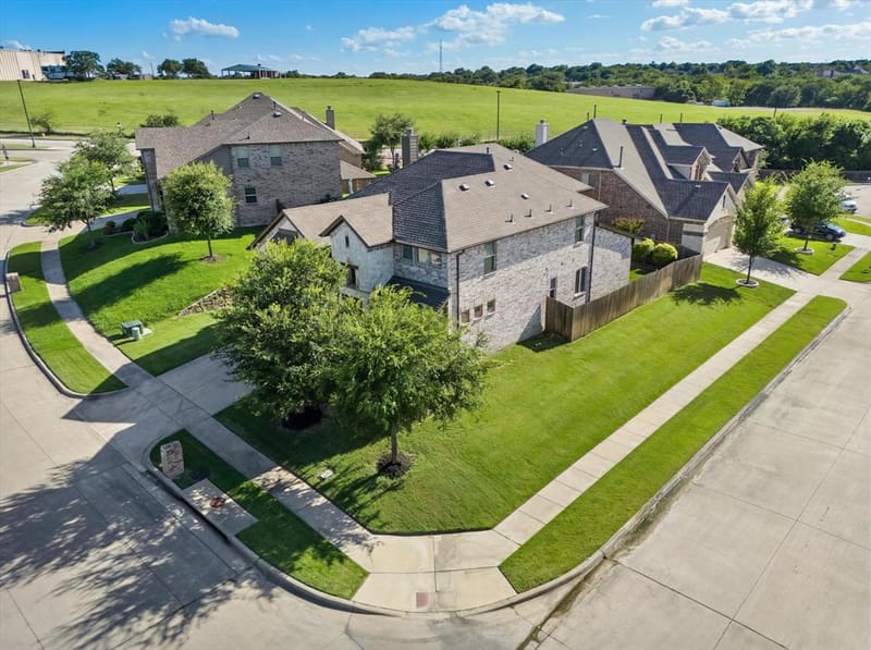 2202 Blue Harbor Way, Garland TX 75043 - Photo 35