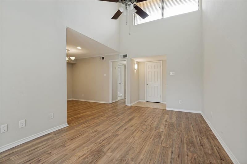 16301 Ledgemont Lane # 277, Addison TX 75001 - Photo 2