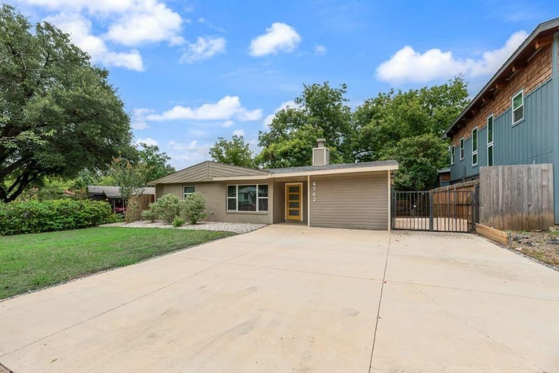 6742 Hialeah Drive, Dallas TX 75214 - Photo 23