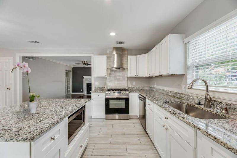6742 Hialeah Drive, Dallas TX 75214 - Photo 9