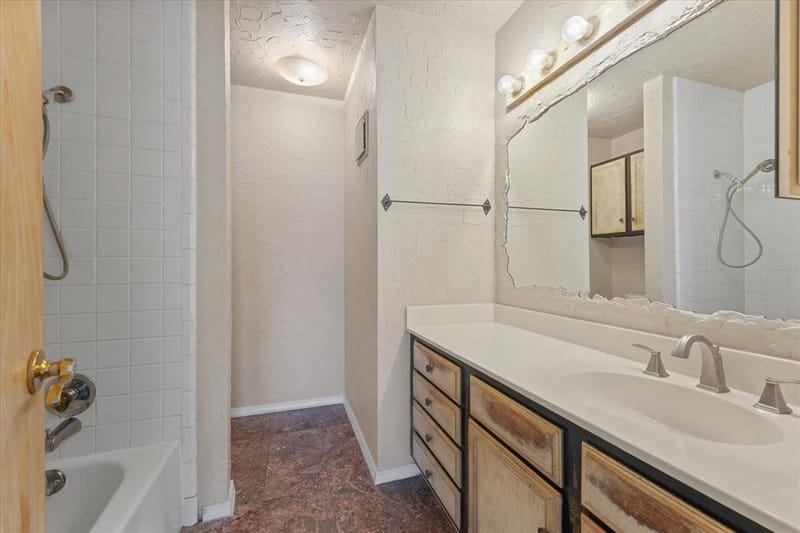 15151 Berry Trail # 1404, Dallas TX 75248 - Photo 11