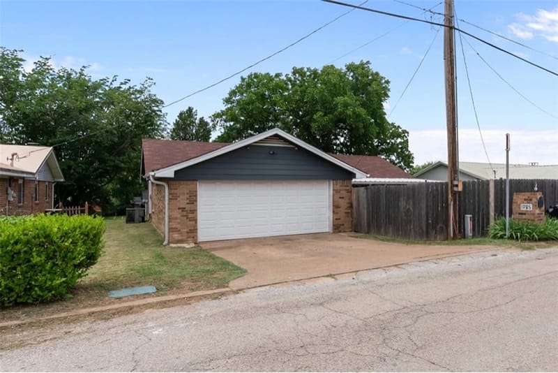 1205 S Rusk Street, Weatherford TX 76086 - Photo 27