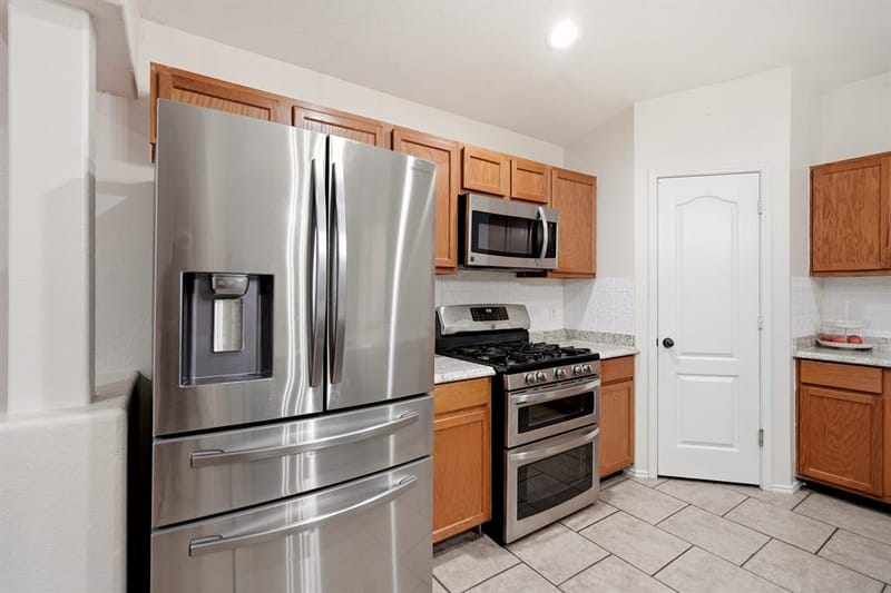1213 Hampton Drive, Forney TX 75126 - Photo 11