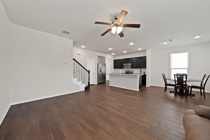 422 Milverton Drive, Fort Worth TX 76036 - Photo 6