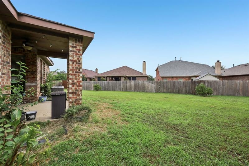 5220 Prestwick Drive, Arlington TX 76001 - Photo 38