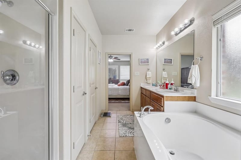 5220 Prestwick Drive, Arlington TX 76001 - Photo 21