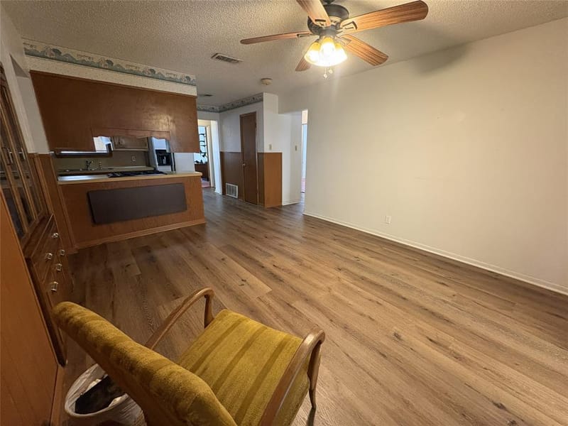 212 S Norma Drive, Lacy Lakeview TX 76705 - Photo 10