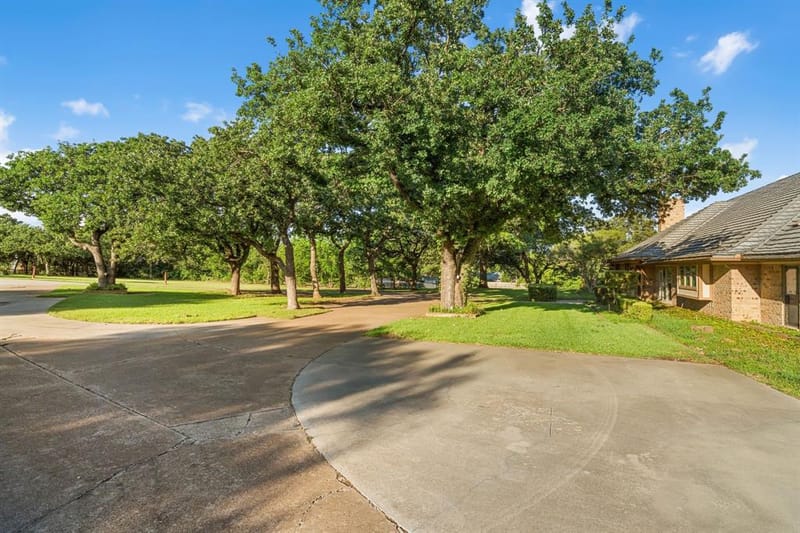 8920 Martin Drive, North Richland Hills TX 76182 - Photo 4